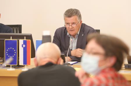 ZBIRAJ OLJE VARUJ OKOLJE 08 FOTO LJUBO VUKELIČ